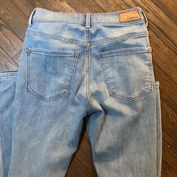 Women’s Express High Rise Jeans - Picture 6 of 6